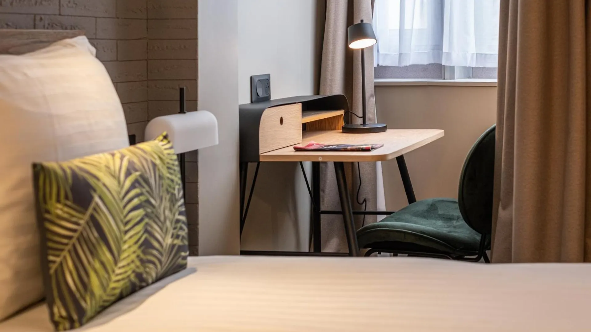 Appart'Hotel East Paris Suite Frankreich