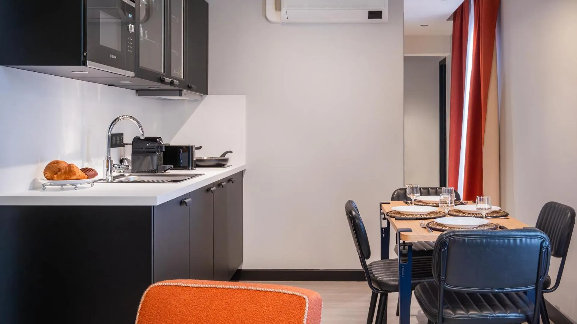 Appart'Hotel East Paris Suite