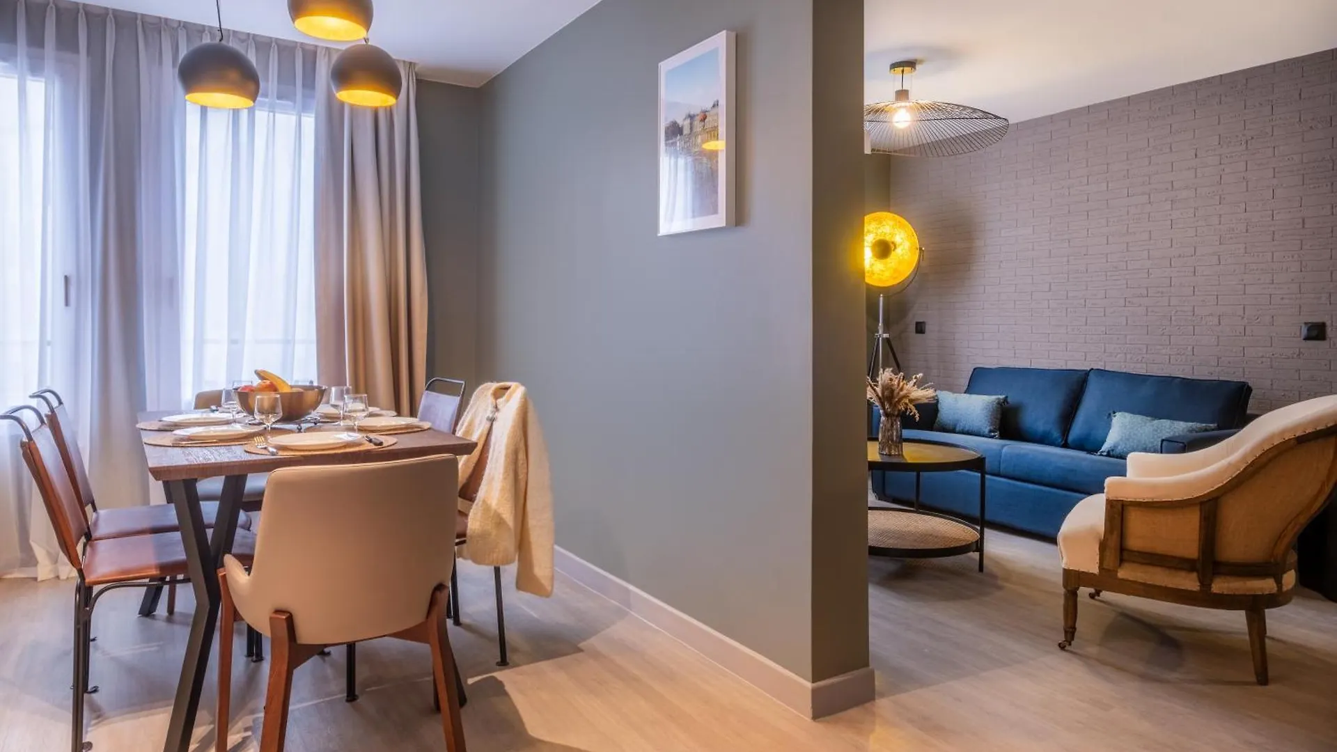 Апарт-отель Appart'Hotel East Paris Suite